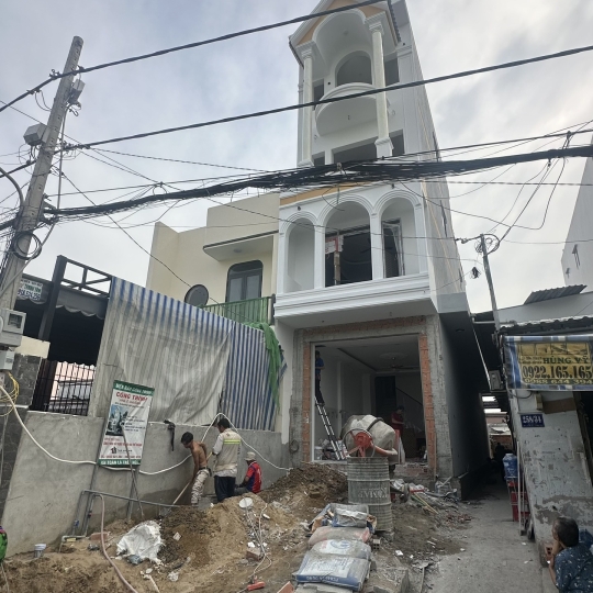 Công Trình Nhà Ở: MR HÙNG